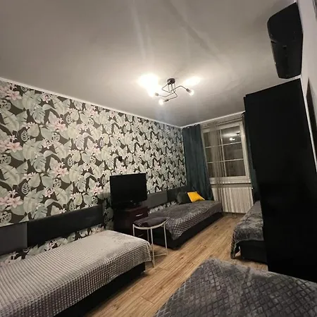 Hotel Pokoj Z Prywatna Lazienka W 2-pokojowym Mieszkaniu Komuny Paryskiej *