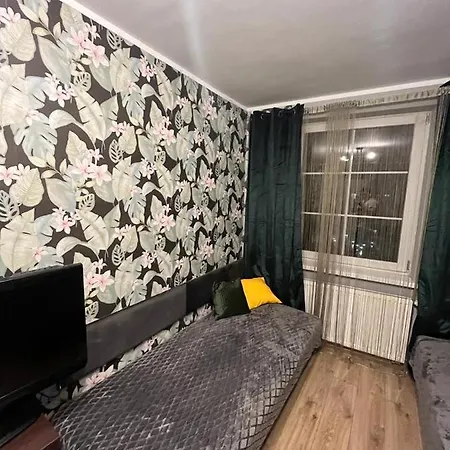 Pokoj Z Prywatna Lazienka W 2-pokojowym Mieszkaniu Komuny Paryskiej Hotel Breslavia